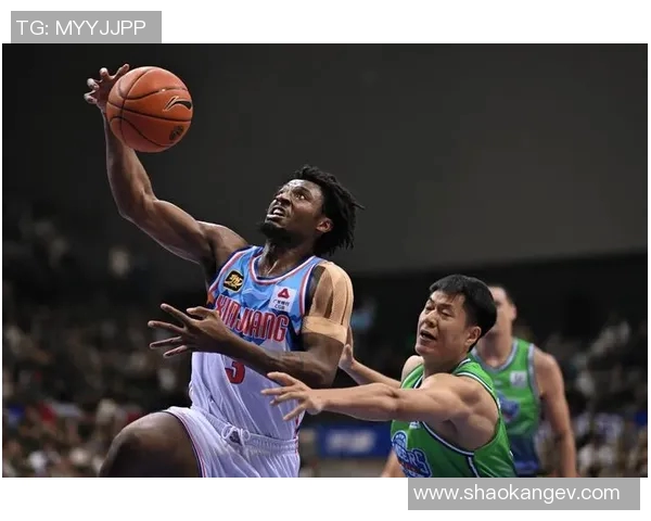 北京篮球队在洲际杯积分榜中以55分稳居第一名展现强劲实力