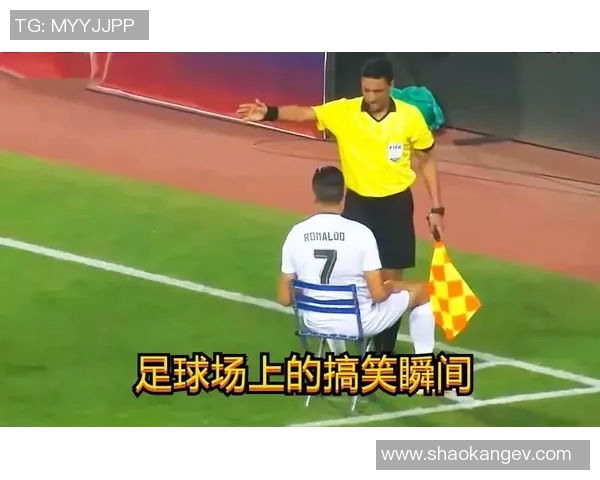 意大利足球明星搞笑瞬间合集让你捧腹大笑的精彩视频回顾 意大利足球明星搞笑瞬间合集让你捧腹大笑的精彩视频回顾