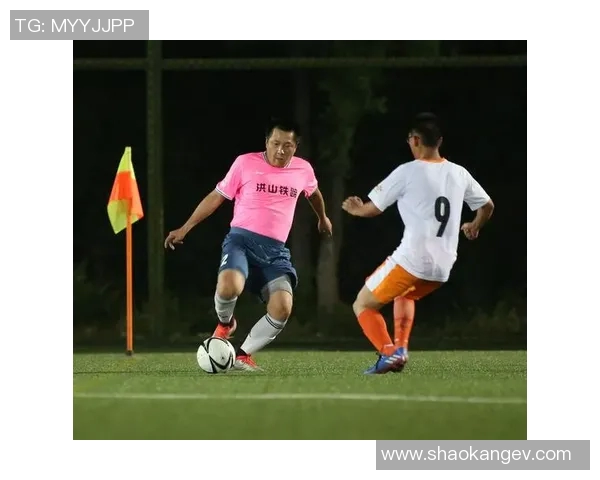 武汉足球队比赛经验探讨与发展策略分析